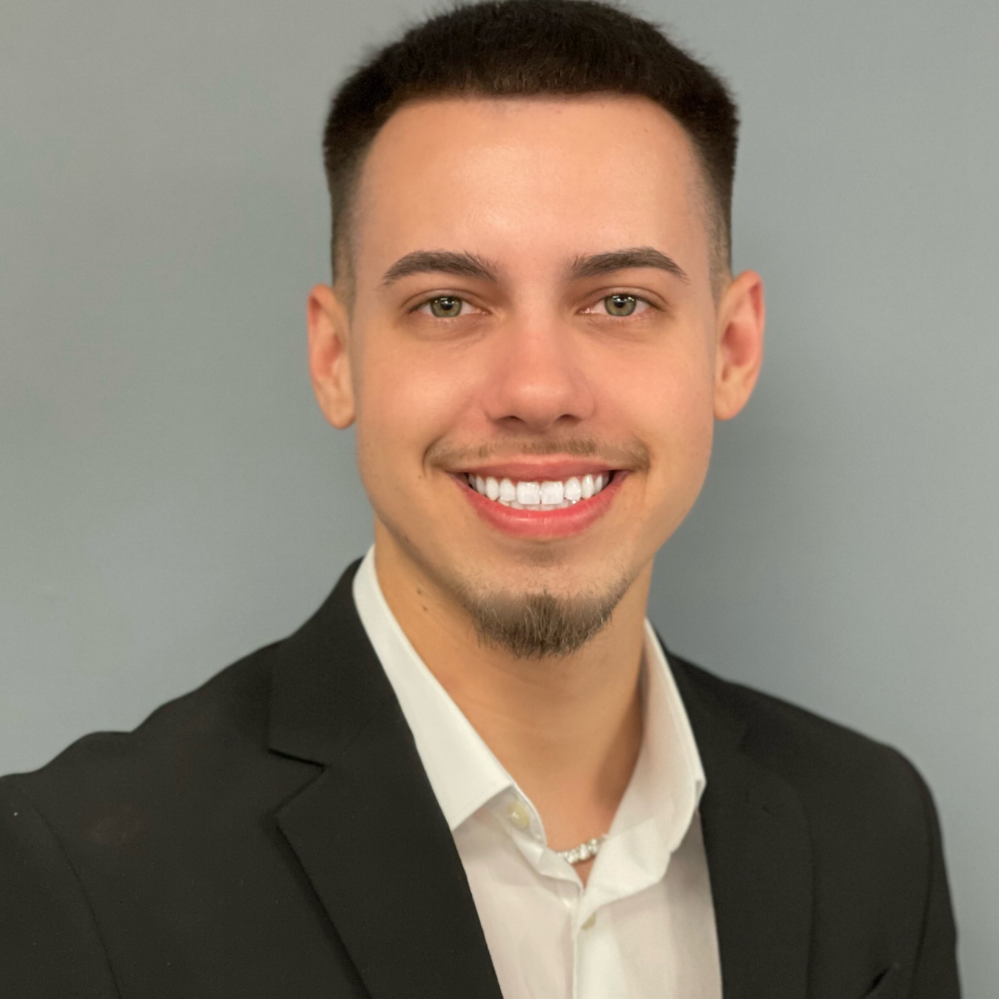 Elijah Rosales - Licensed Insurance Specialist